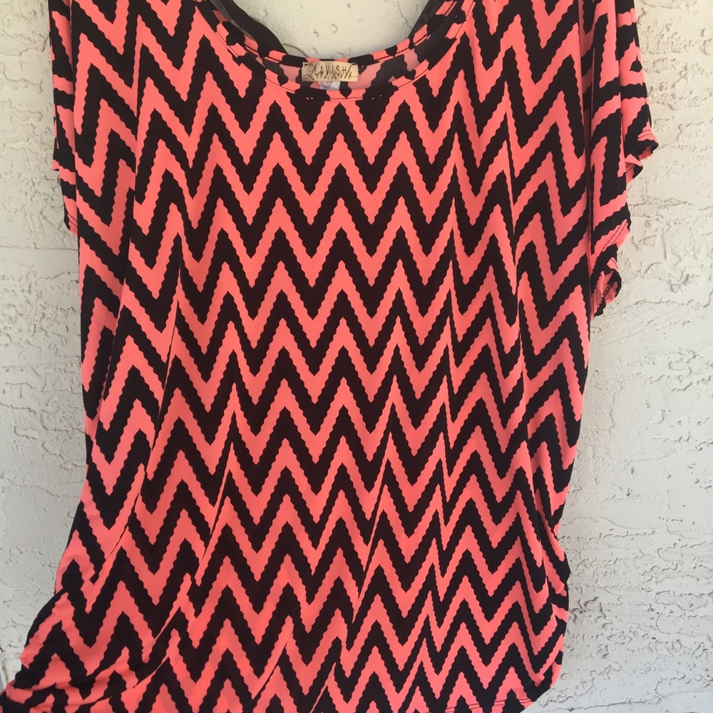 Chevron Top - Picture 2 of 5